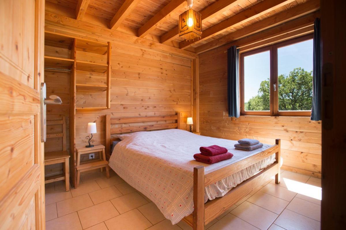Le Bois De Faral Hotell Le Bastit Eksteriør bilde